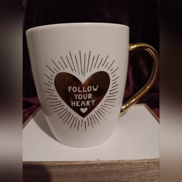 New Follow your heart metallic gold coffee/tea cup - Picture 4 of 5
